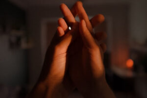 Read more about the article 30 Powerful Night Prayer for Protection Against Evil: Block Evil Forces Now.