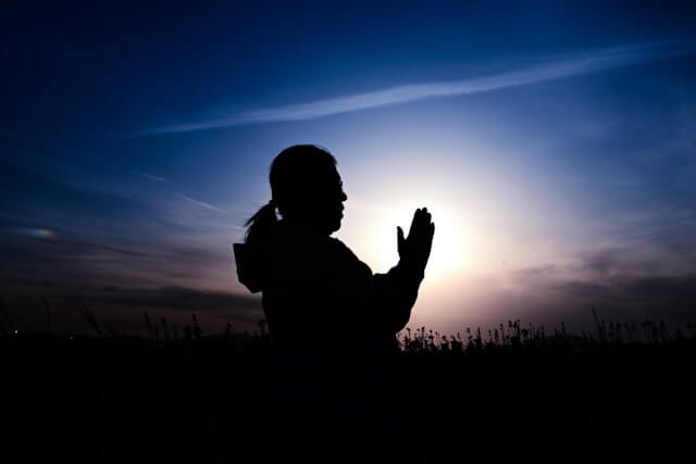 Prayers for Peace and Gratitude in Your Home
